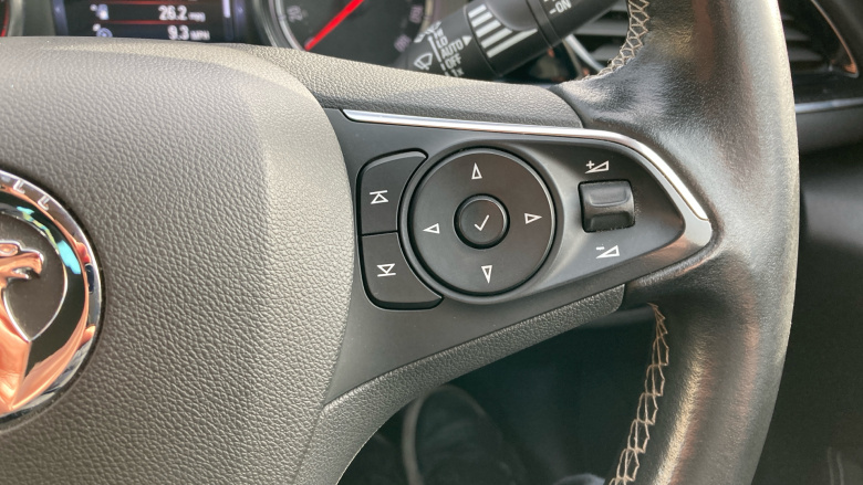 Vauxhall Insignia 1.6 Turbo D ecoTec [136] SRi Nav 5dr Diesel Hatchback